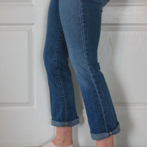 Levi's 518 Bootcut Jeans - Picture 3 of 4